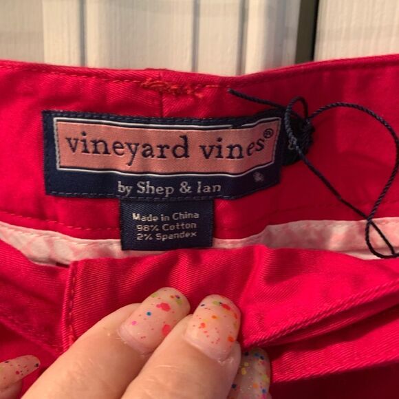 Vineyard Vines Dayboat Capri Raspberry sz 8 NWOT - Picture 2 of 4